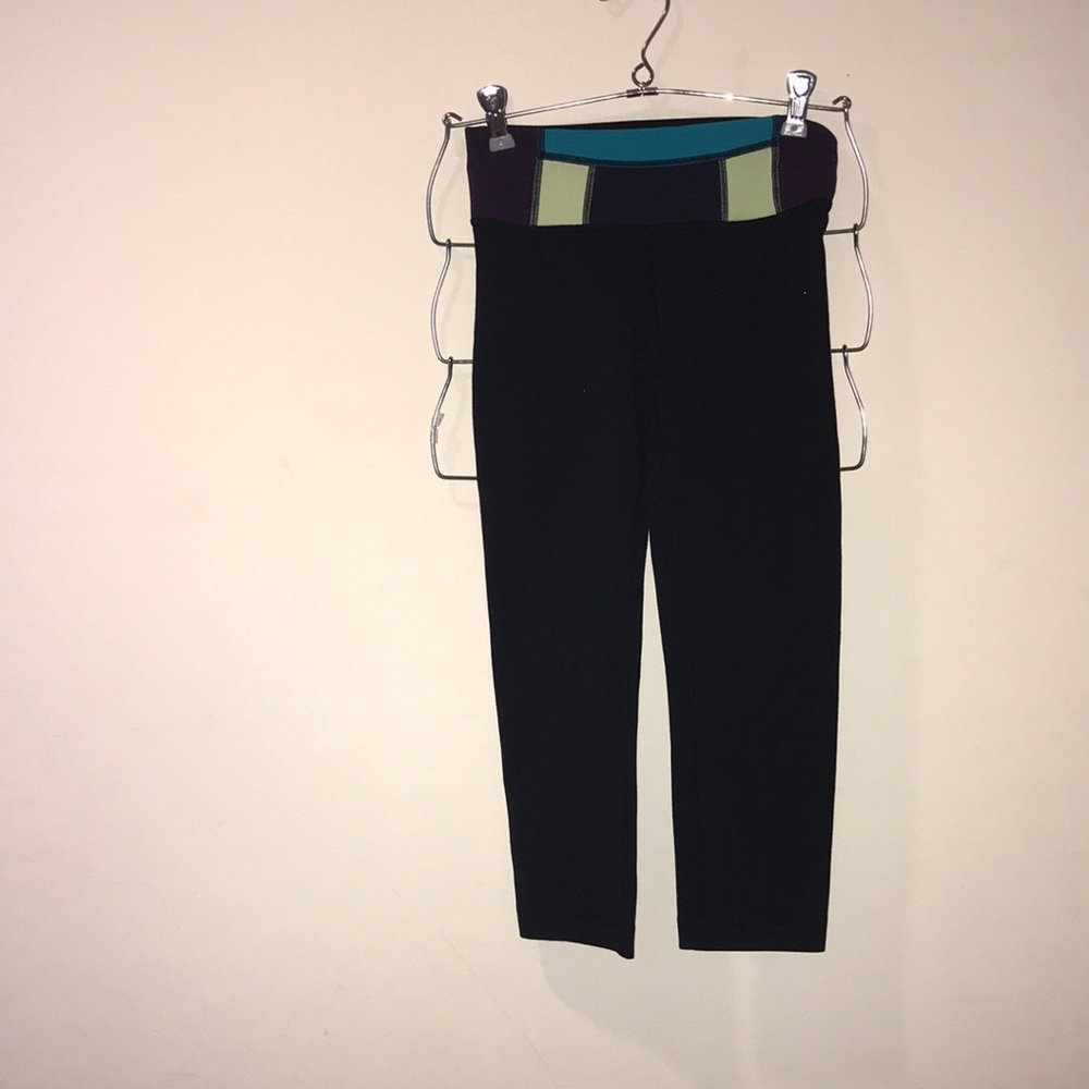 Lululemon capris MV L-9